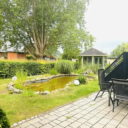 Appartement F-1112 02 Strandnah, Garten *