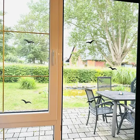 F-1112 02 Strandnah, Garten Lobbe